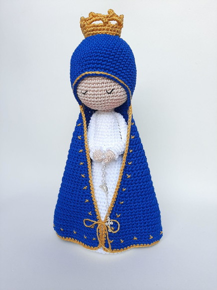 Nossa Senhora de Crochê Alongada Amigurumi Santinha - Imagem 5
