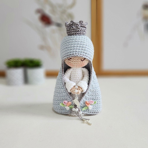 Nossa Senhora de Crochê Amigurumi Santinha - Imagem 2
