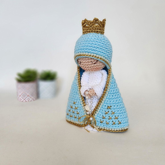 Nossa Senhora de Crochê Amigurumi Santinha - Imagem 3