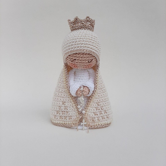 Nossa Senhora de Crochê Amigurumi Santinha - Imagem 4