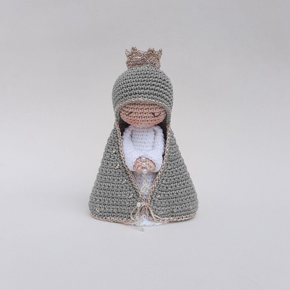 Nossa Senhora de Crochê Amigurumi Santinha - Imagem 3