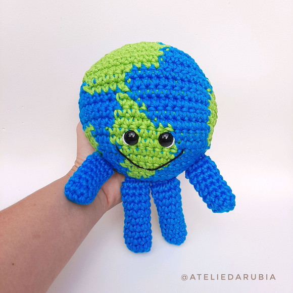 Planeta Terra de Crochê Amigurumi