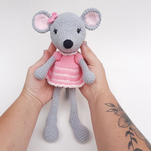 Ratinha Amigurumi de crochê - Imagem 3