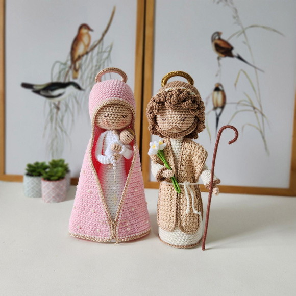 Sagrada Família Amigurumi Crochê - Imagem 2