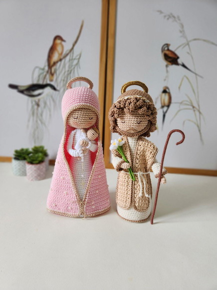 Sagrada Família Amigurumi Crochê - Imagem 3