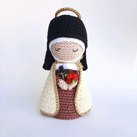 Santa Terezinha Crochê Amigurumi - Imagem 5