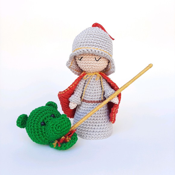 São Jorge de Crochê Amigurumi Santinho - Imagem 4