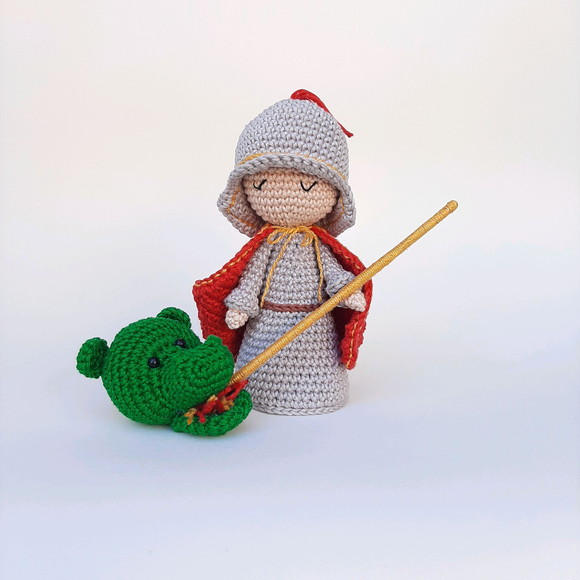 São Jorge de Crochê Amigurumi Santinho - Imagem 5