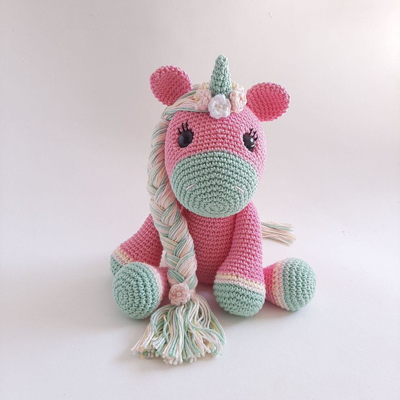 Unicórnio de Crochê Amigurumi - Imagem 2