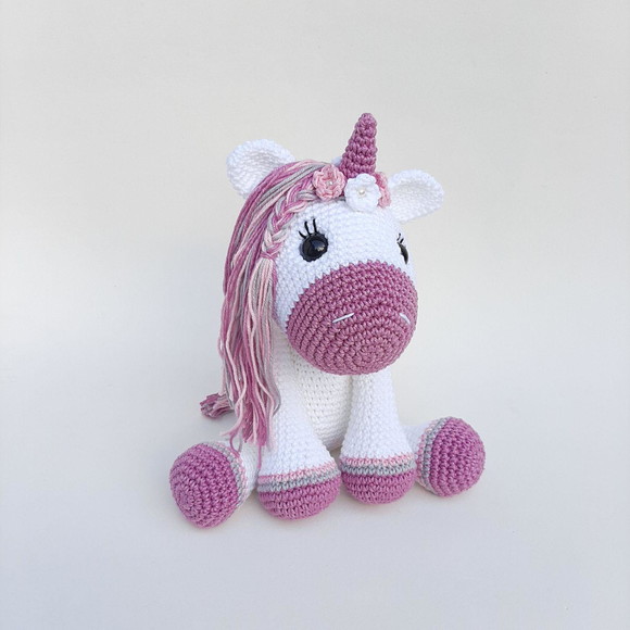 Unicórnio de Crochê Amigurumi - Imagem 2