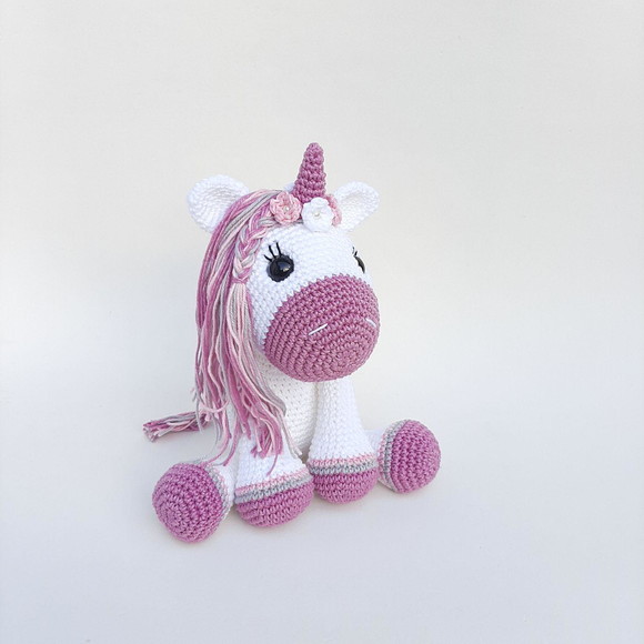 Unicórnio de Crochê Amigurumi - Imagem 4