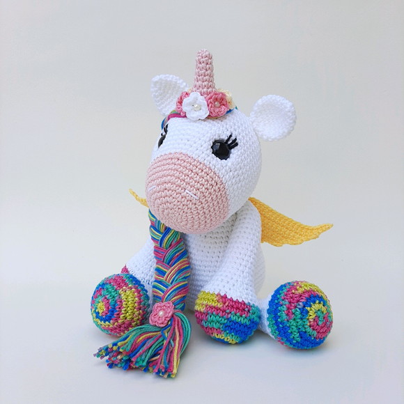 Unicórnio de Crochê Amigurumi - Imagem 4