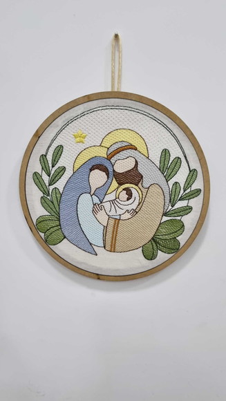 Bastidor Decorativo Sagrada Família Bordado - Imagem 2