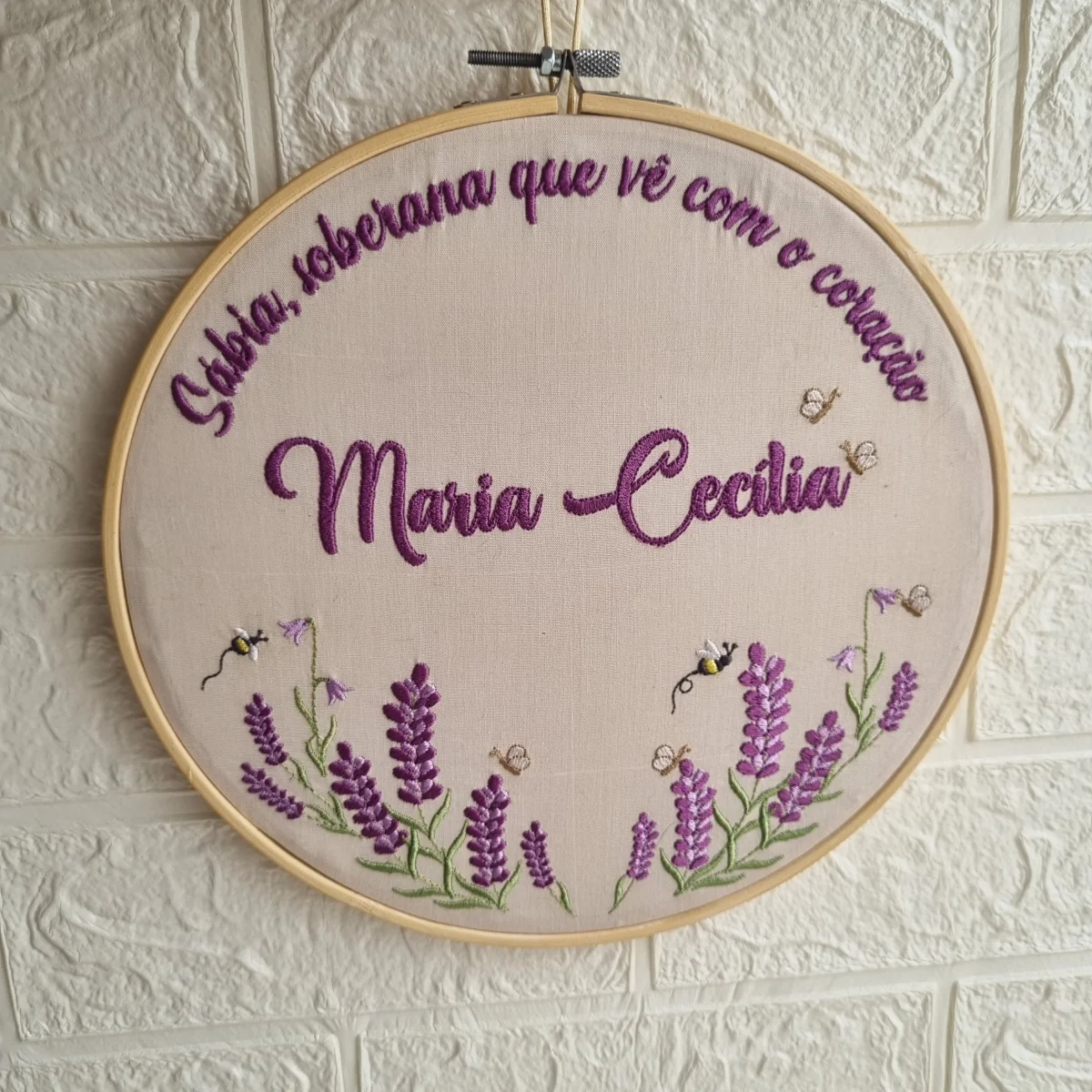 Bastidor Porta Maternidade Bordado - Imagem 2