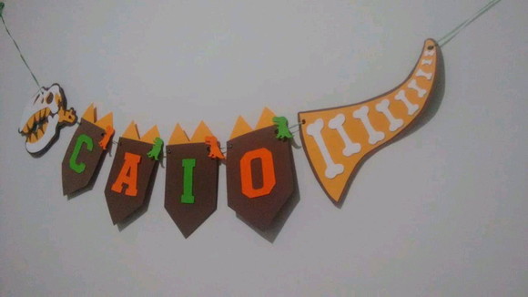 Bandeirolas tema Dinossauros - Imagem 3
