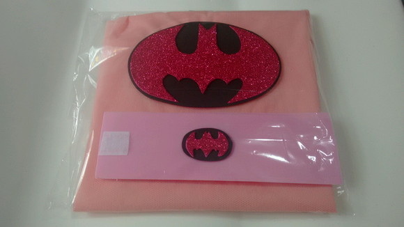 Batgirl rosa kit capa,máscara,braceletes - Imagem 2