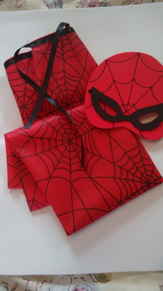 Capa e máscara Homem ou mulher aranha - Imagem 2