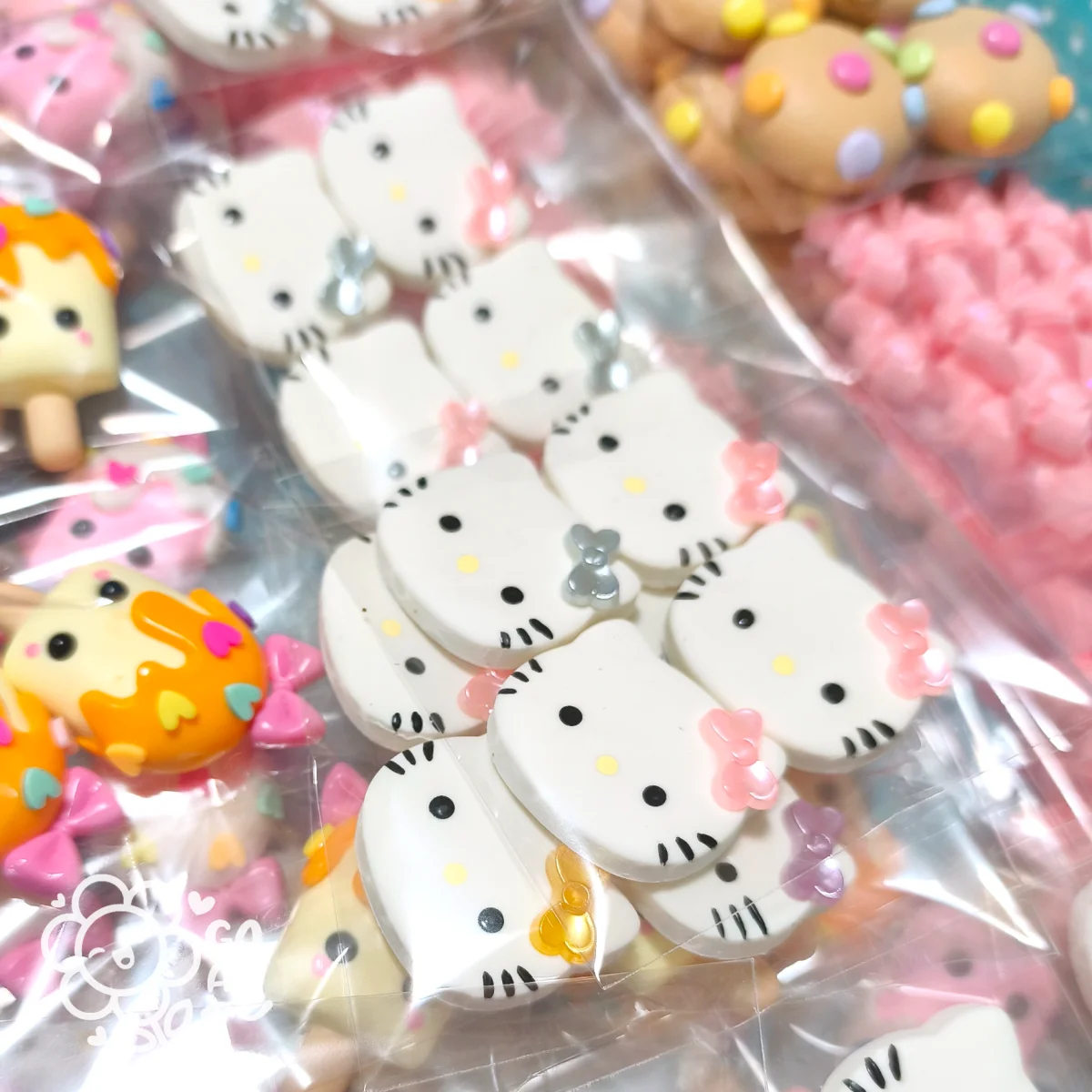 Aplique Hello Gatinha em Biscuit - Imagem 2