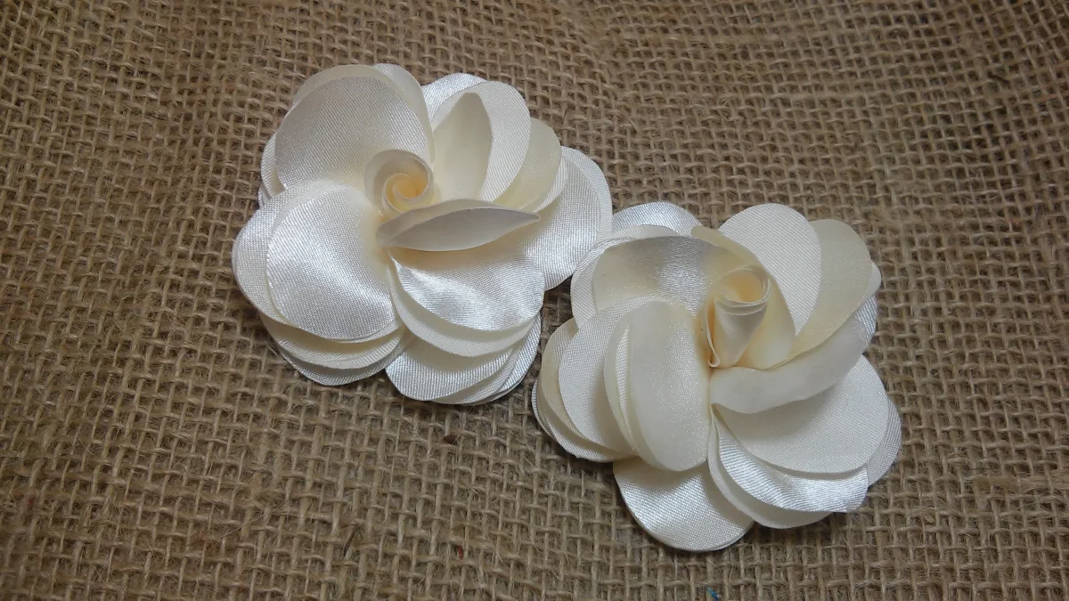 Flor para cabelo Chara - Imagem 1