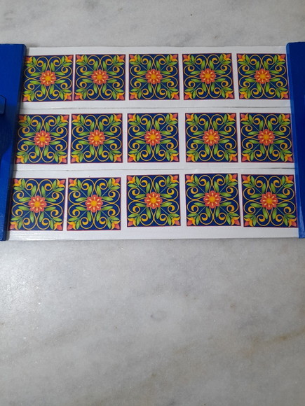 Bandeja de Madeira Branca e Azul Decorada - Imagem 4