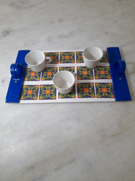 Bandeja de Madeira Branca e Azul Decorada - Imagem 5
