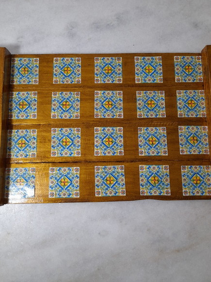 Bandeja de Madeira Envelhecida com Imagem de Azulejo - Imagem 4