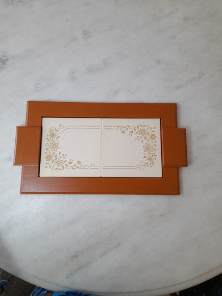 Bandeja de Madeira Marrom com Dois Azulejos - Imagem 3