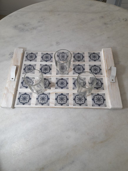Bandeja de Madeira Rústica Decorada com Imagem de Azulejo - Imagem 5