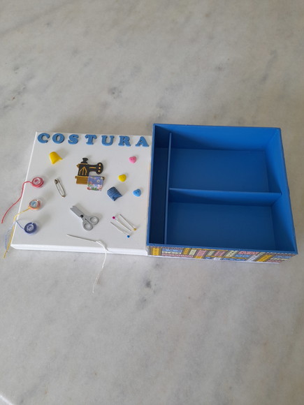 Caixa em mdf para Costura Azul e Branca Decorada c Divisória - Imagem 5