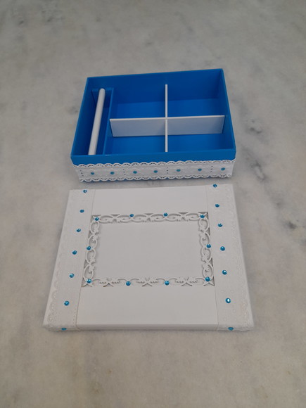 Caixa em mdf para Joia / Biju Branca e Azul c/ Divisória - Imagem 4