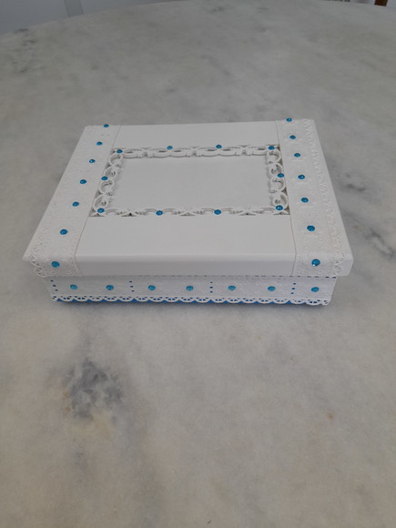Caixa em mdf para Joia / Biju Branca e Azul c/ Divisória