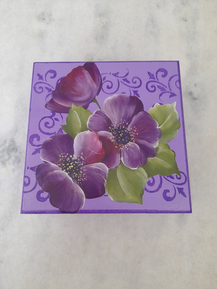 Caixa em mdf para joia/biju lilás e roxa decoração floral com duas divisórias - Imagem 3