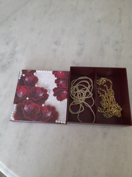 Caixa em mdf para Joia/biju Vermelha e Branca Decoração Flor - Imagem 5