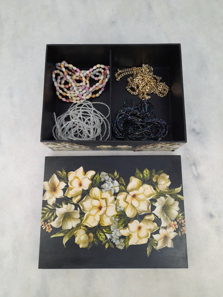 Caixa em mdf para Joia/bijuteria Preta Detalhe Floral1 - Imagem 5