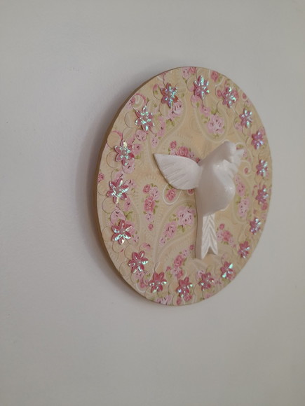 Divino em Placa Redondo de mdf com Fundo Floral - Imagem 4