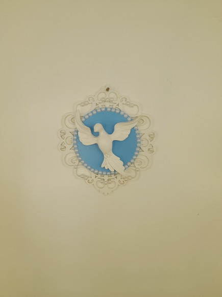 Mandala Azul Clara e Branca Decorada com Divino - Imagem 2