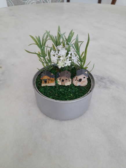 Mini Jardim Decorado com Casinha e Plantas Miniaturas - Imagem 2