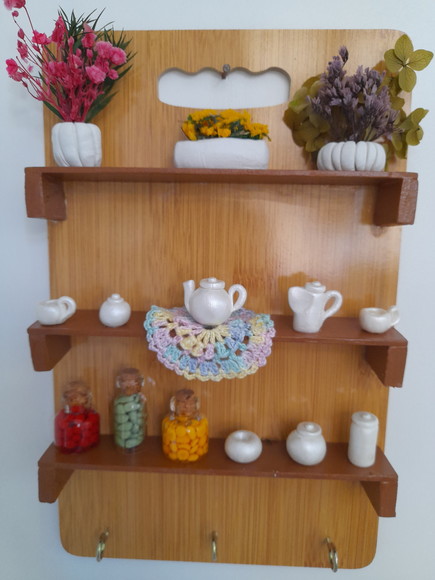 Porta Chave de Formica Decorado com Miniaturas - Imagem 5