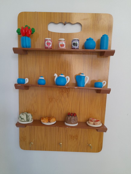 Porta Chave em mdf Decorado com Miniaturas - Imagem 2