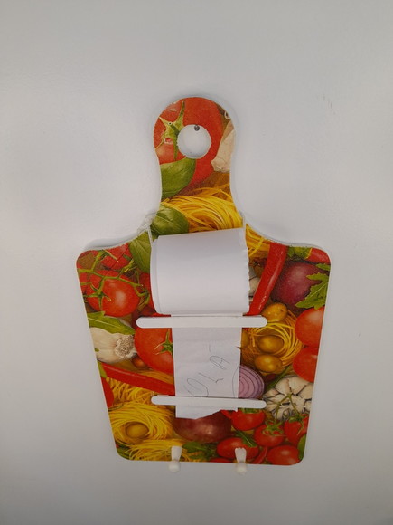 Porta chave em mdf formato de tábua colorida com bloco de lembrete - Imagem 2