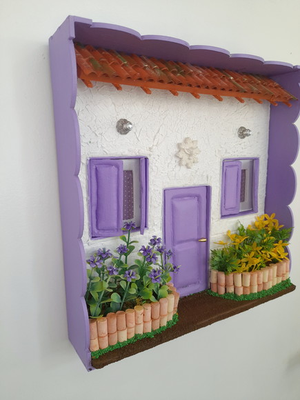 Quadro Cenário em mdf Frente de Casa com Jardim - Imagem 4