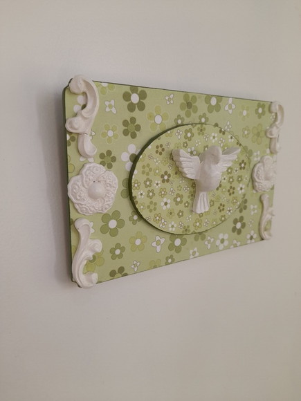 Quadro com Divino e Fundo Floral Verde - Imagem 4