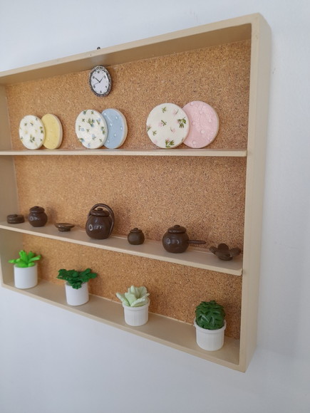 Quadro em mdf Bege Decorado com Miniaturas - Imagem 5