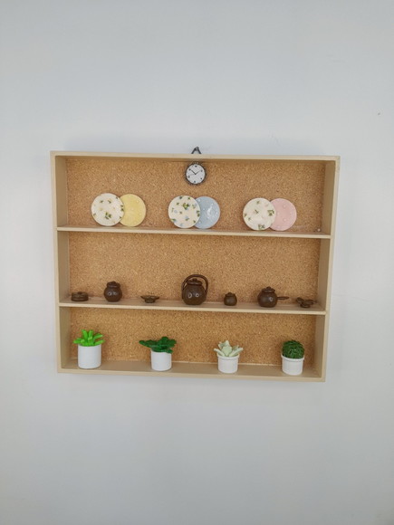 Quadro em mdf Bege Decorado com Miniaturas - Imagem 2