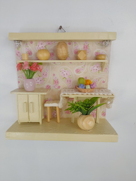 Quadro em mdf nas Cores Mineral e Rosa com Miniatura