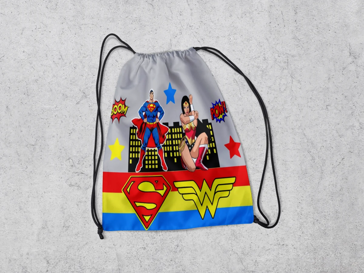 Mochilinha Personalizada para lembrancinhas Super Homem e Mulher Maravilha - Imagem 3