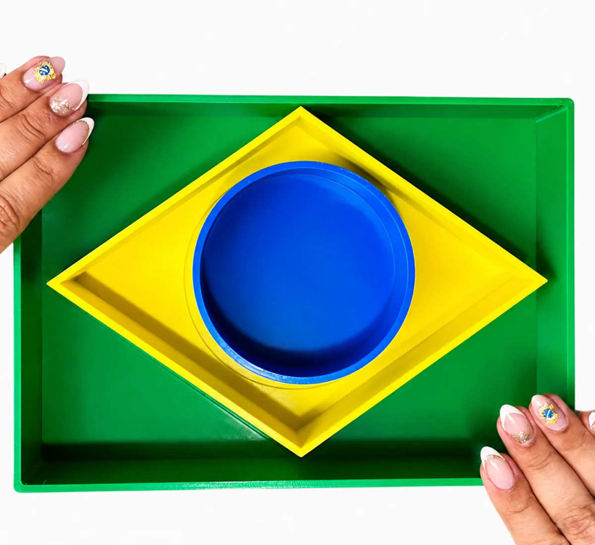 Petisqueira Bandeira Do Brasil - Bandeja No Formato Da Bandeira Do Brasil - Kit Torcedor Churrasco - Imagem 3