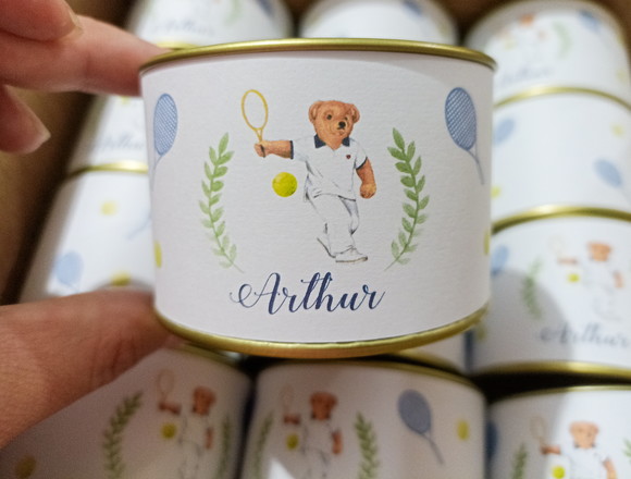 Latinha Personalizada Urso Tenista 20 Unidades - 7x5cm