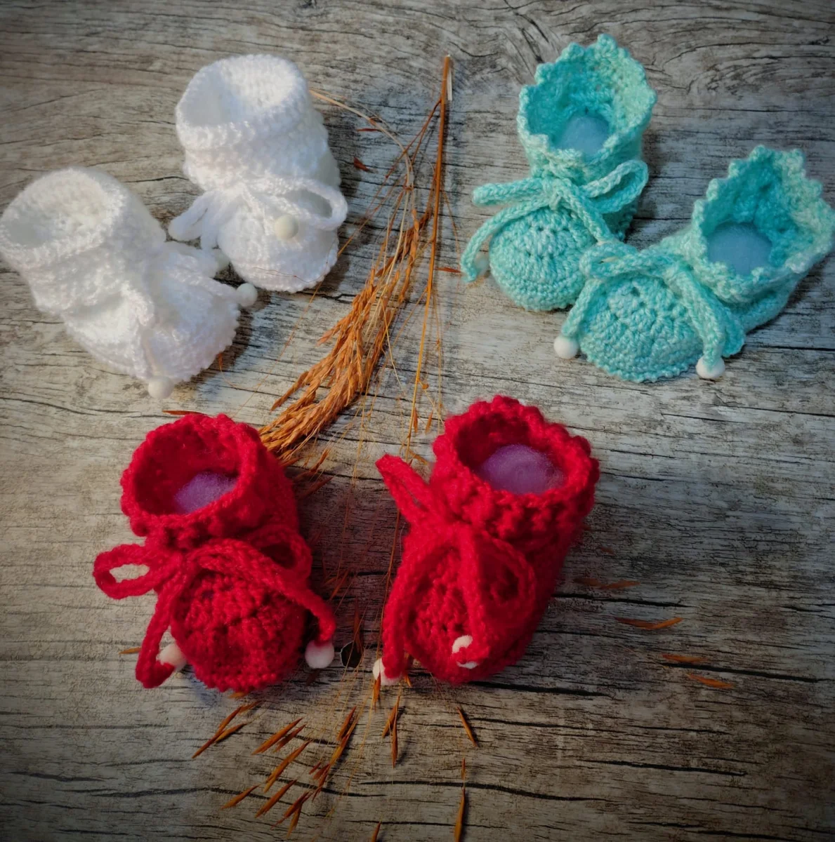 Kit 3 Pares de Sapatinhos de Crochê para Bebê - Lã Mais Bebê Círculo - Imagem 3