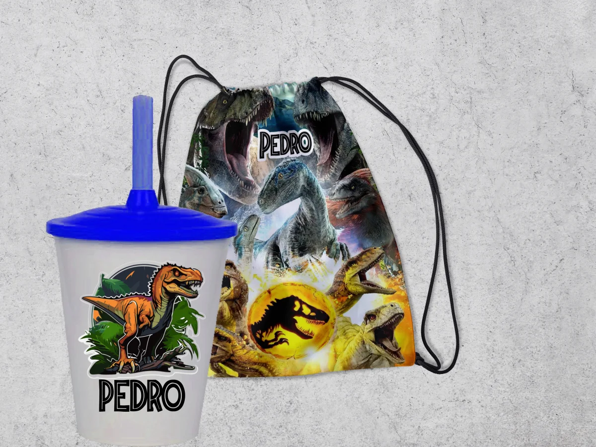 Kit Mochilinha e Copo Personalizado Lembrancinhas Jurassic Park dos Dinossuaros - Imagem 1